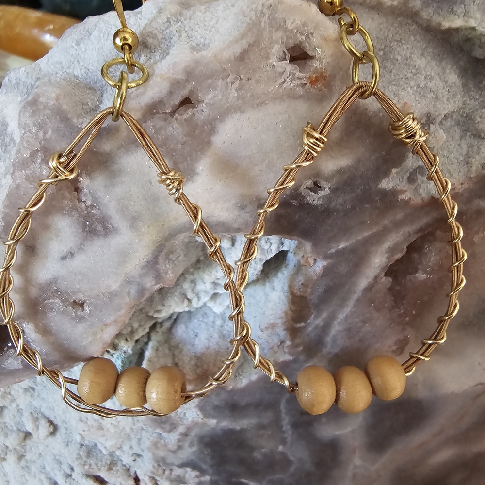 Elegant Gold Guitar String Wire Wrapped Hoop Earrings With Wooden Beads